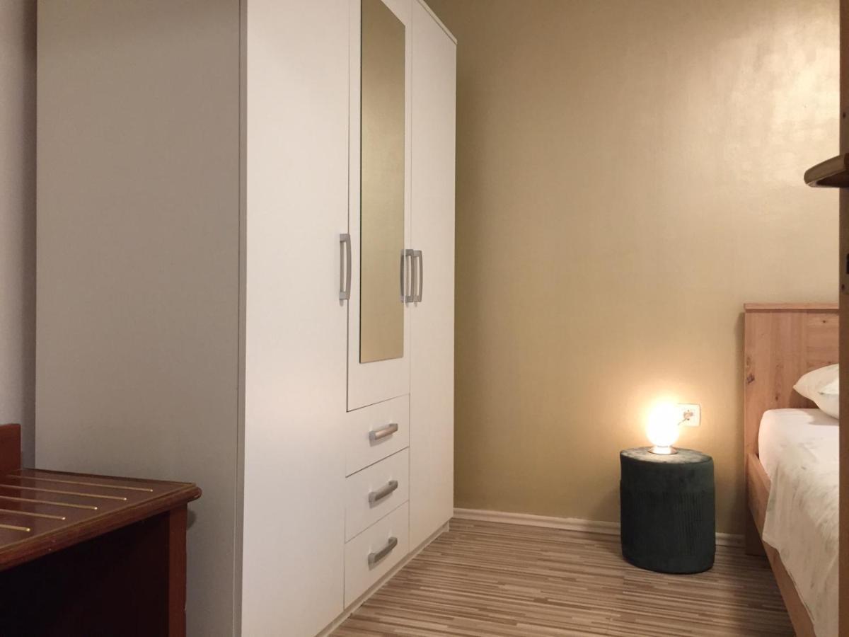 One-Bedroom Apartment, Wifi, Airco, Parking, Washing Machine, Grill Medulin Eksteriør billede